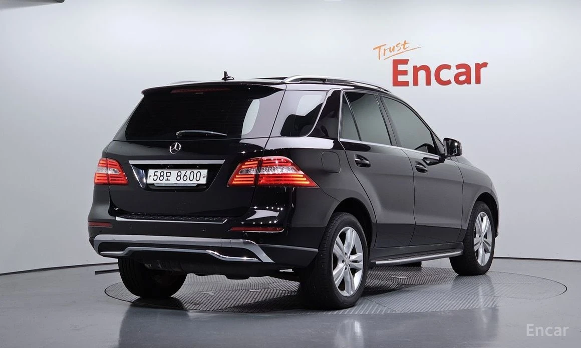 Mercedes-Benz ML 350  - изображение 2