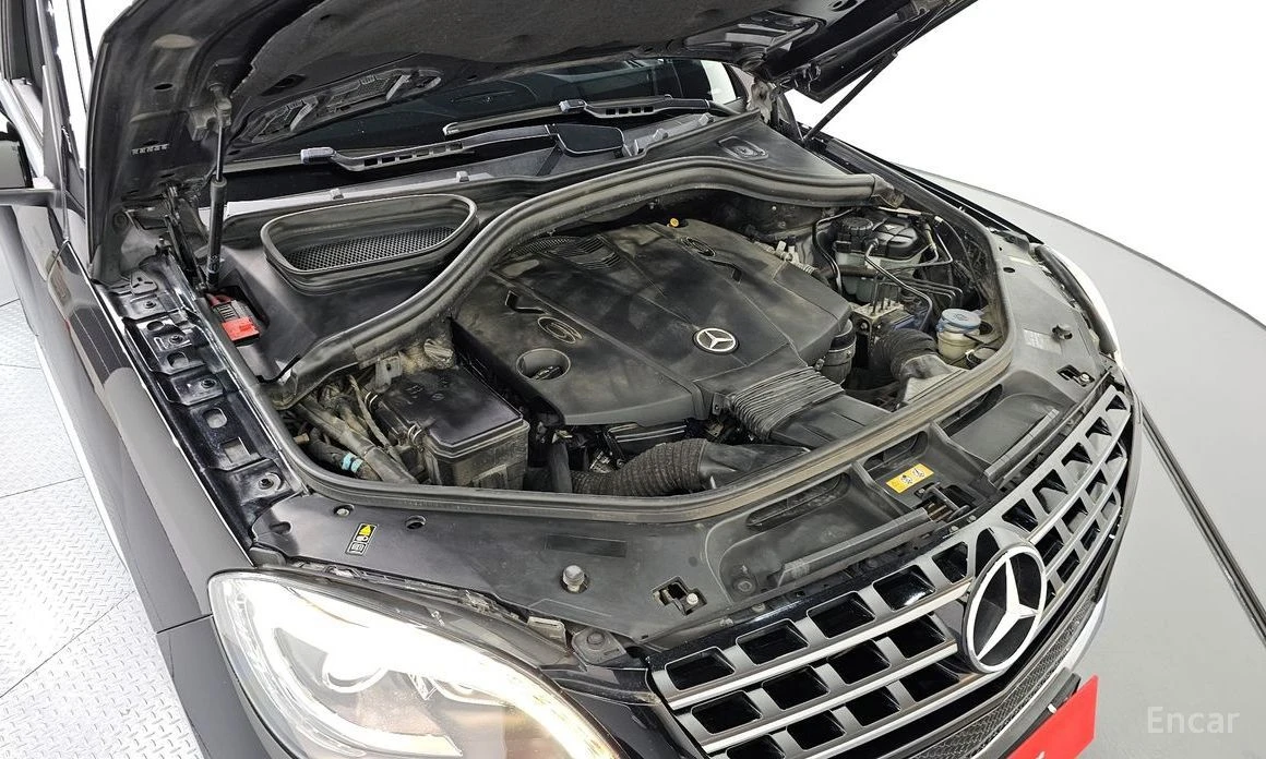 Mercedes-Benz ML 350  - изображение 6