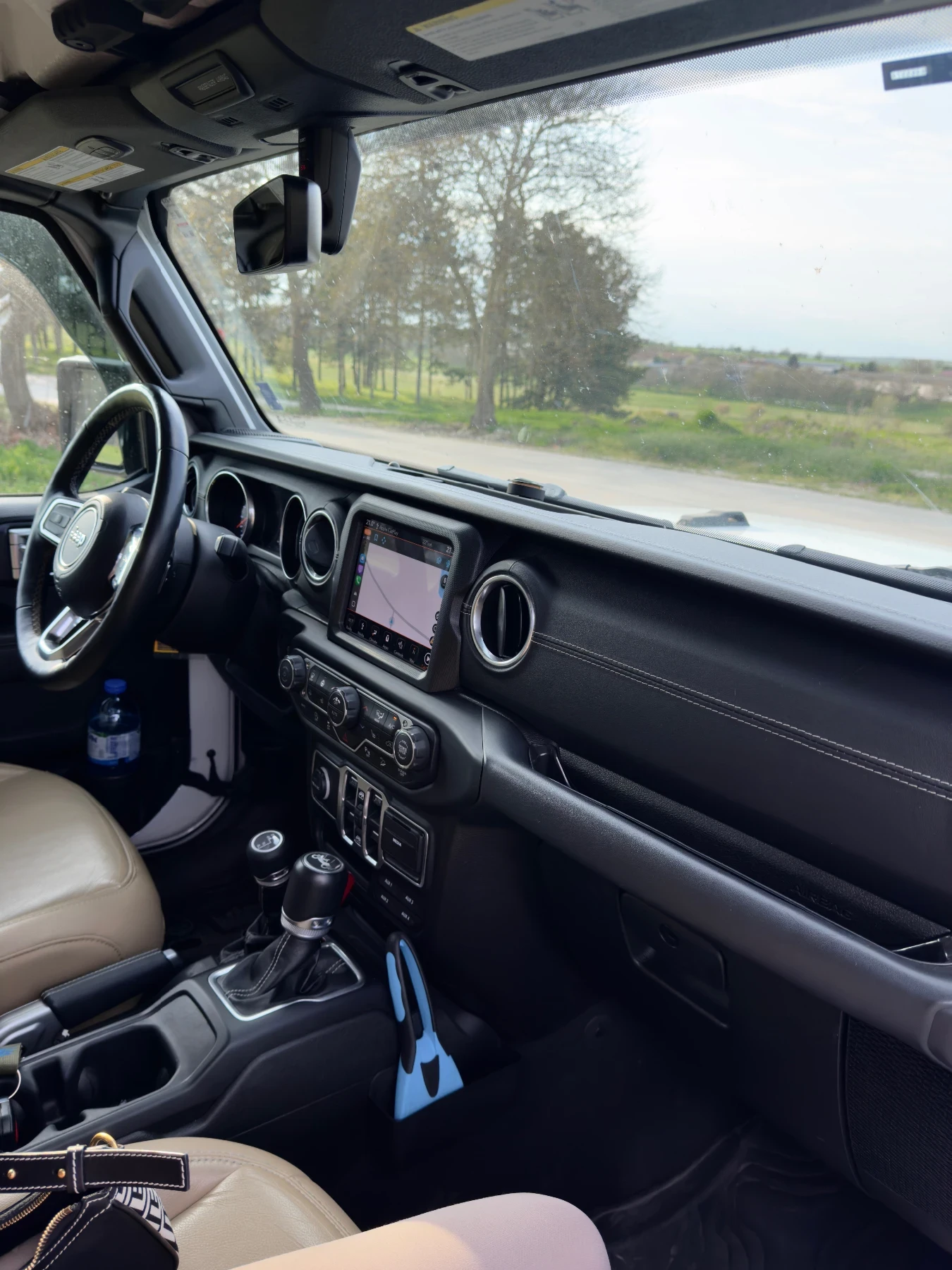 Jeep Wrangler SAHARA 3.6 V6, снимка 17 - Автомобили и джипове - 52922387