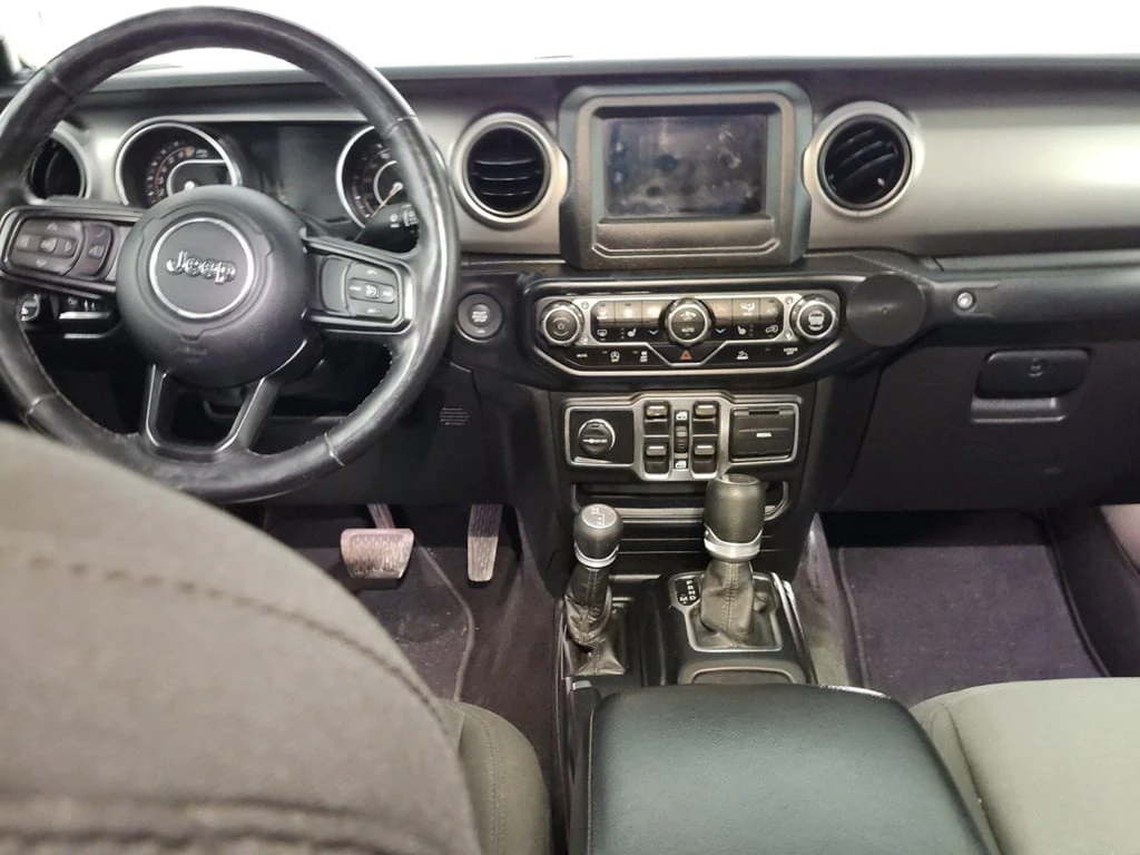 Jeep Gladiator * SPORT S CREW CAB SHORT BED * CARFAX * БЕЗ ПЪРВОН - изображение 10