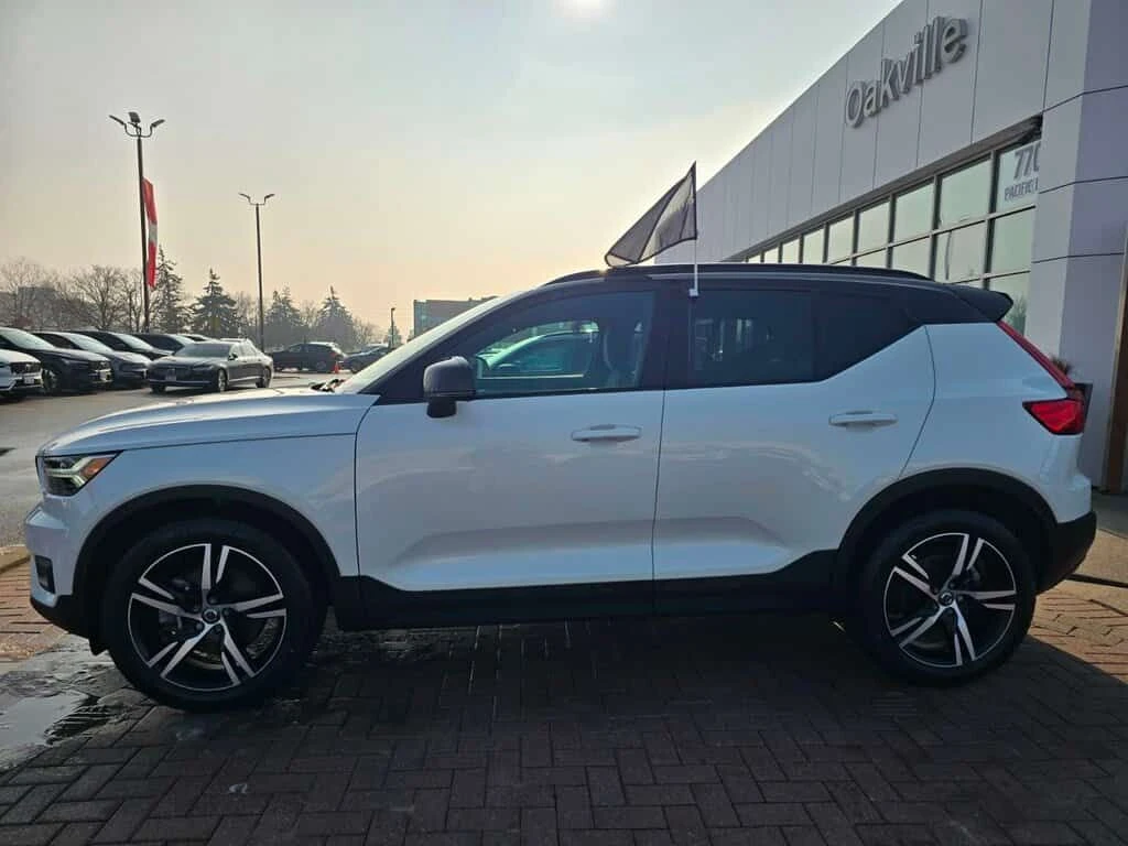 Volvo XC40 * UP TO * 5YR/UNLIMITED KM WARRANTY... * CARFAX * , снимка 4 - Автомобили и джипове - 54083199