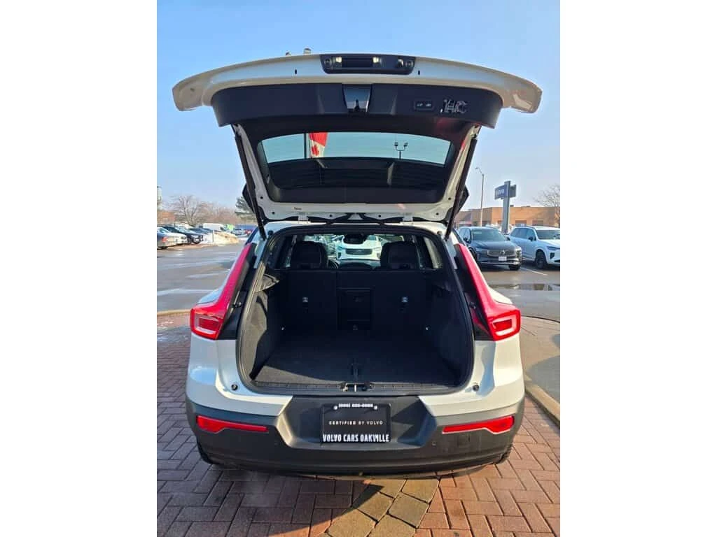 Volvo XC40 * UP TO * 5YR/UNLIMITED KM WARRANTY... * CARFAX * , снимка 16 - Автомобили и джипове - 54083199