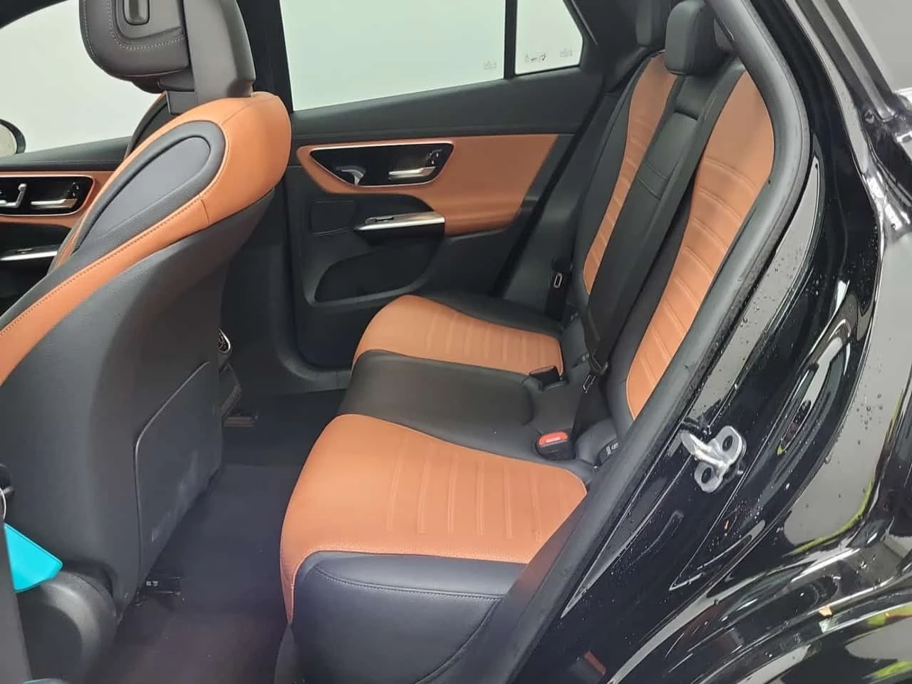 Mercedes-Benz GLC 300 * Един собственик * Без инциденти * Oт Mercedes * , снимка 10 - Автомобили и джипове - 54908903