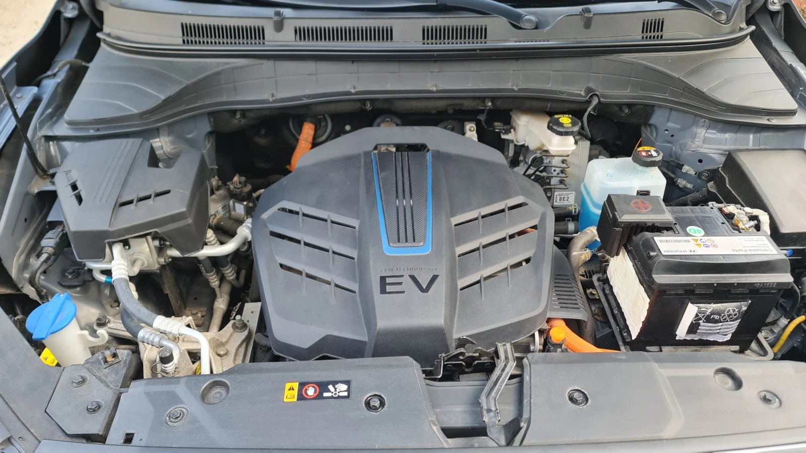 Hyundai Kona 64 kwh активен bluelink , снимка 17 - Автомобили и джипове - 56270598