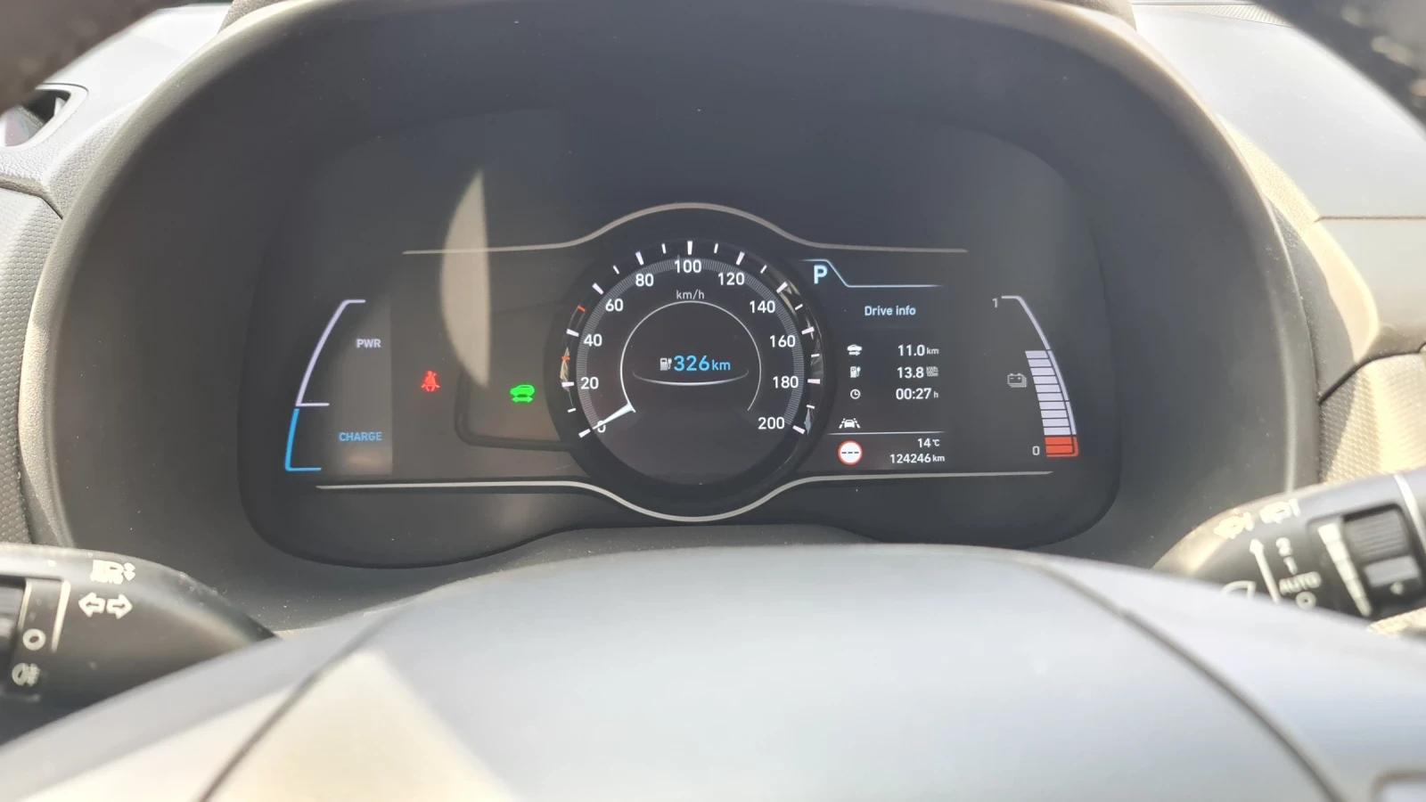 Hyundai Kona 64 kwh активен bluelink , снимка 12 - Автомобили и джипове - 56270598