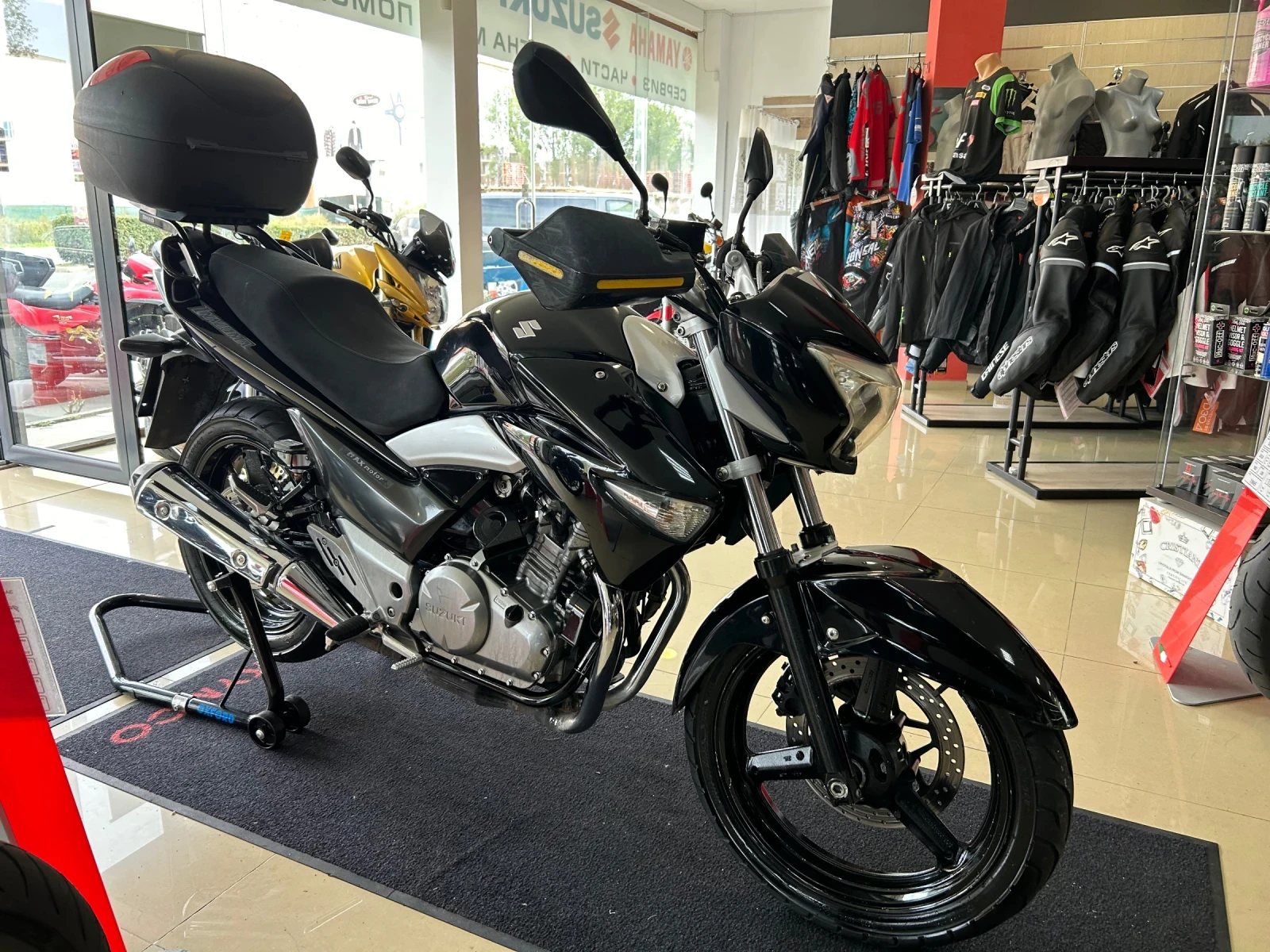 Suzuki Inazuma 250 - изображение 3