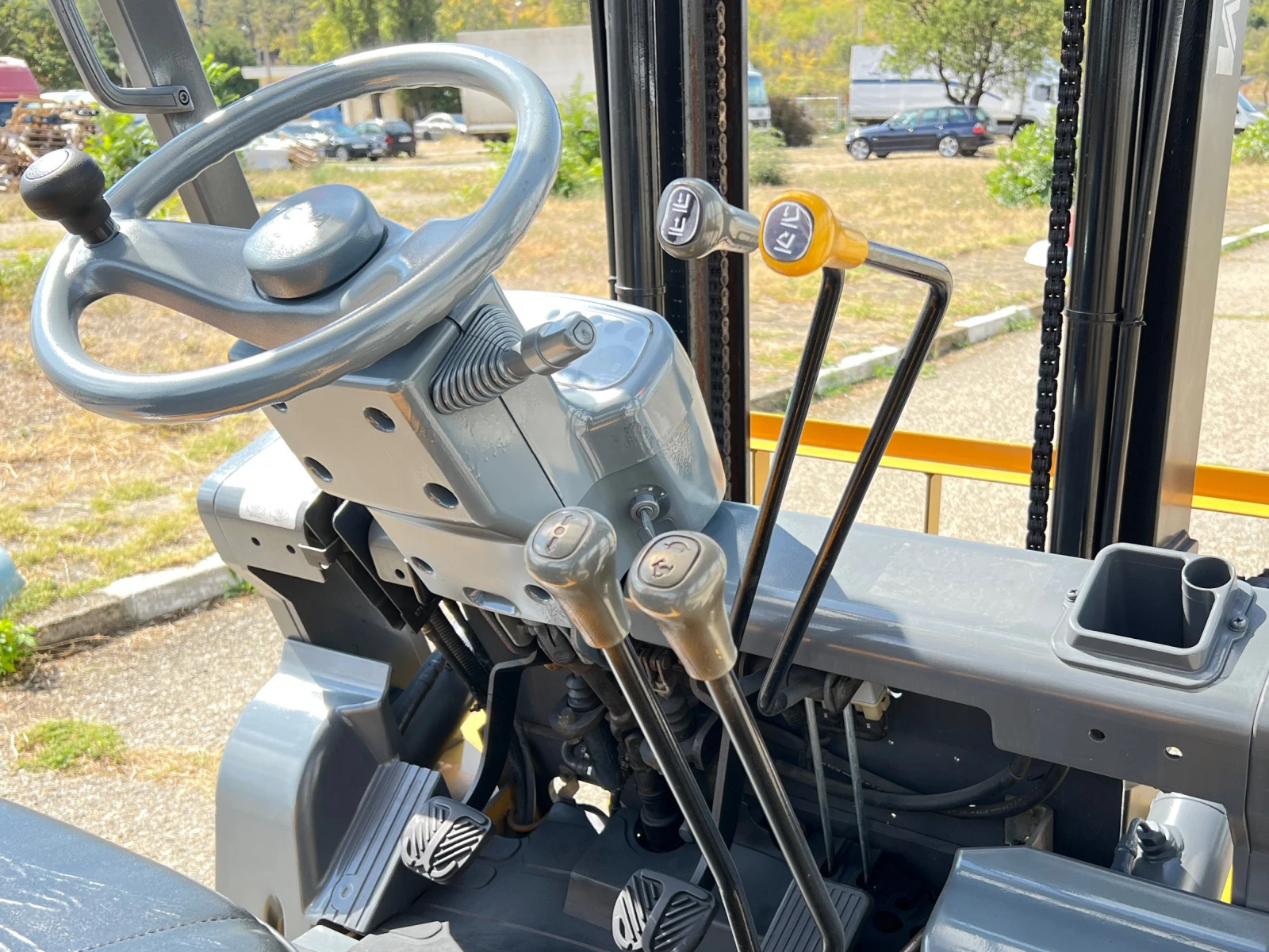  TCM   /  !!! | Mobile.bg   12