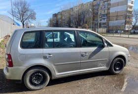VW Touran 2,0  | Mobile.bg   3