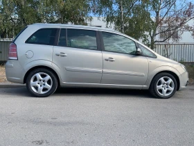 Opel Zafira купена от дилър в България, снимка 1