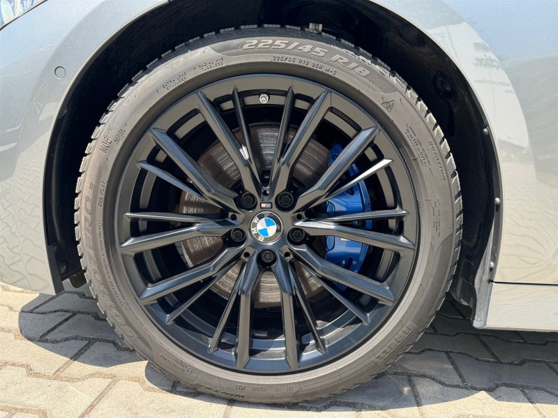 BMW 330 d xDrive Седан, снимка 4 - Автомобили и джипове - 46372575