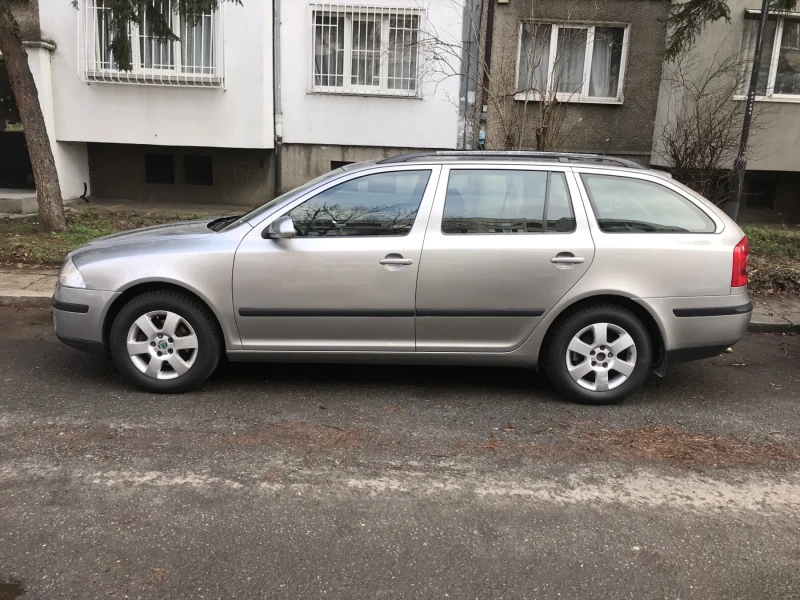 Skoda Octavia, снимка 2 - Автомобили и джипове - 48355133