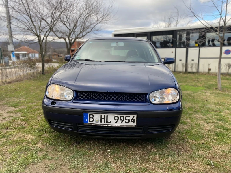 VW Golf 2.0, снимка 1 - Автомобили и джипове - 48403007