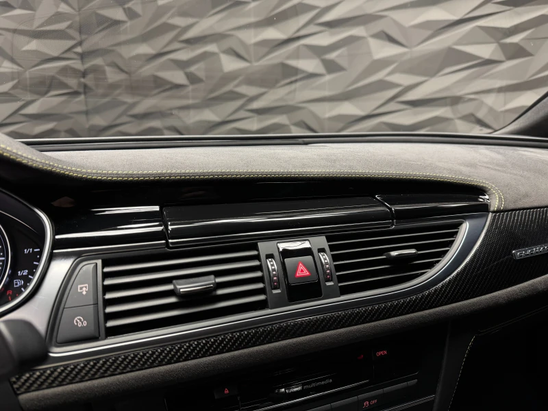 Audi Rs6 Quattro* Performance* Exclusive, снимка 17 - Автомобили и джипове - 49743718