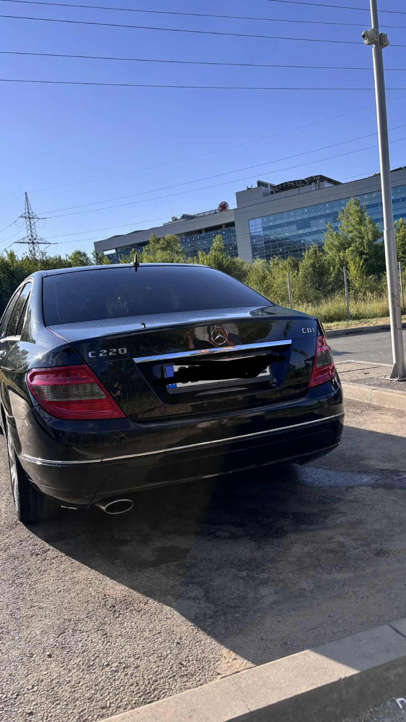 Mercedes-Benz C 220, снимка 2 - Автомобили и джипове - 52268166