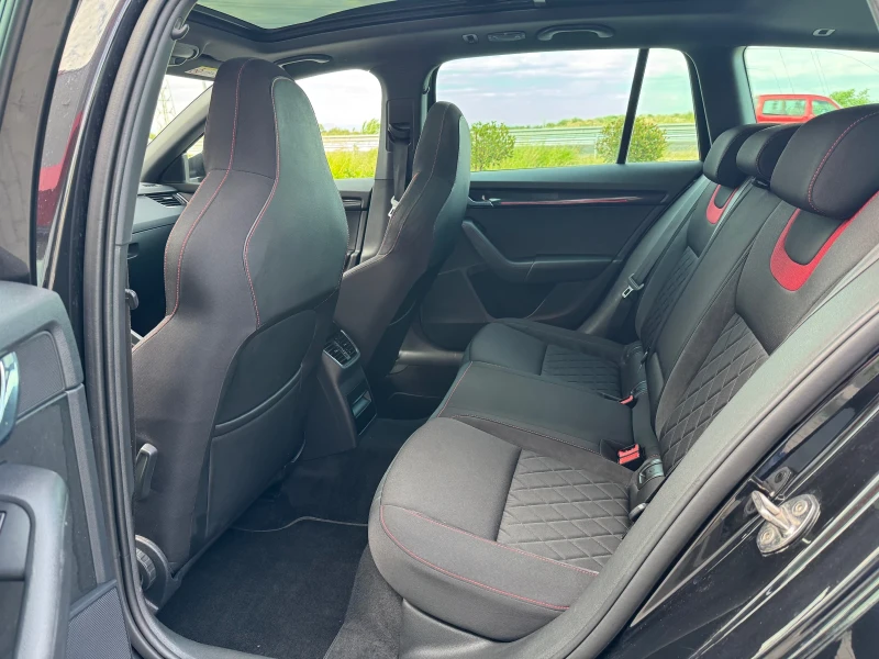 Skoda Octavia VRS-Digital/Автомат/4х4, снимка 13 - Автомобили и джипове - 52407828