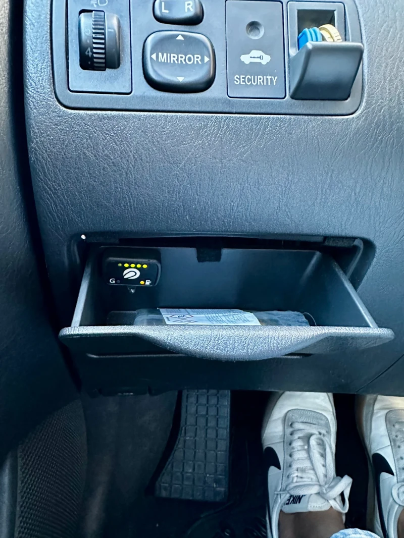 Toyota Corolla С газова уредба , снимка 7 - Автомобили и джипове - 52406295