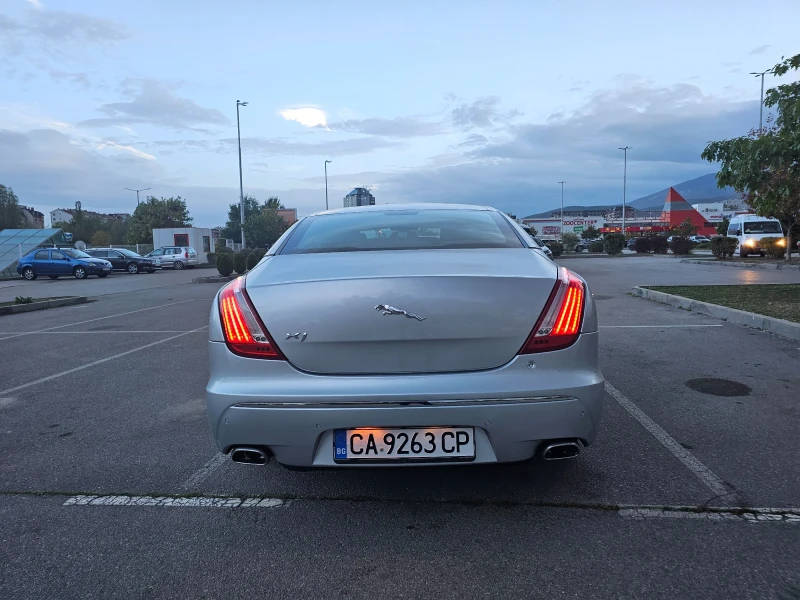 Jaguar Xj, снимка 3 - Автомобили и джипове - 52870838