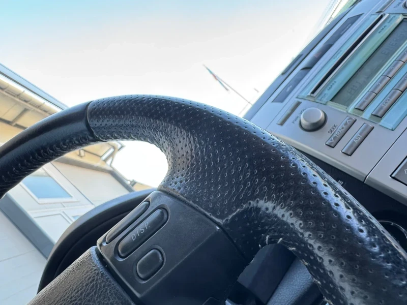 Toyota Corolla verso 2.2 136hp - изображение 6