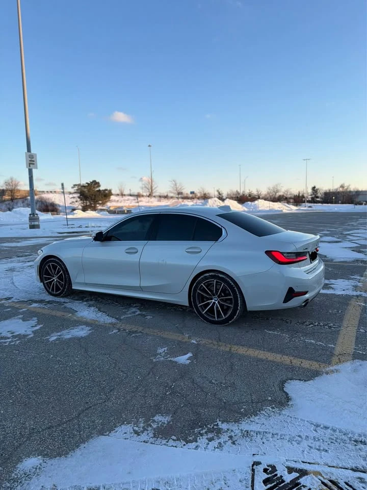 BMW 330 * * CARFAX * * АВТОКРЕДИТ * * , снимка 6 - Автомобили и джипове - 53185396