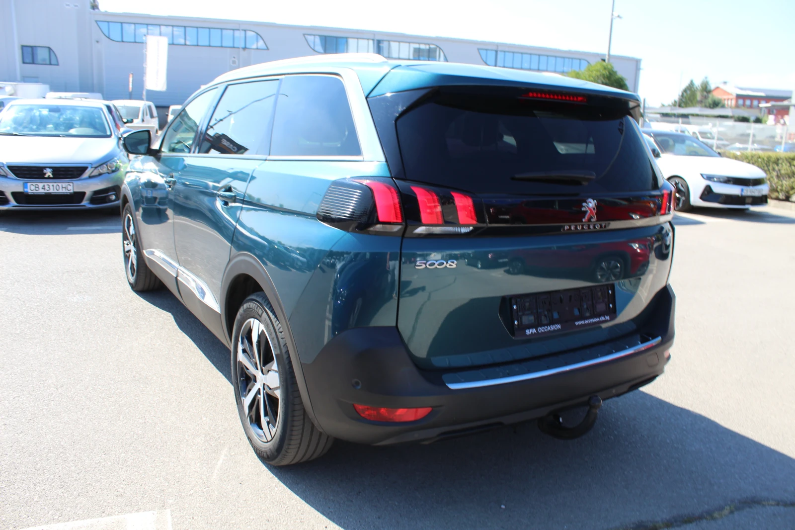 Peugeot 5008 ALLURE 1.5 BlueHDi 130 EAT8  E6//1907R15 - изображение 4