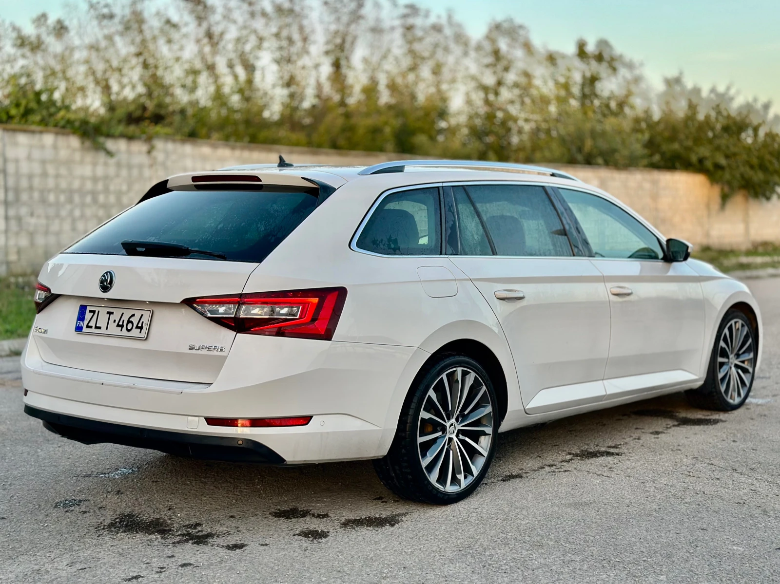 Skoda Superb 2.0TDI ТОП  - изображение 4