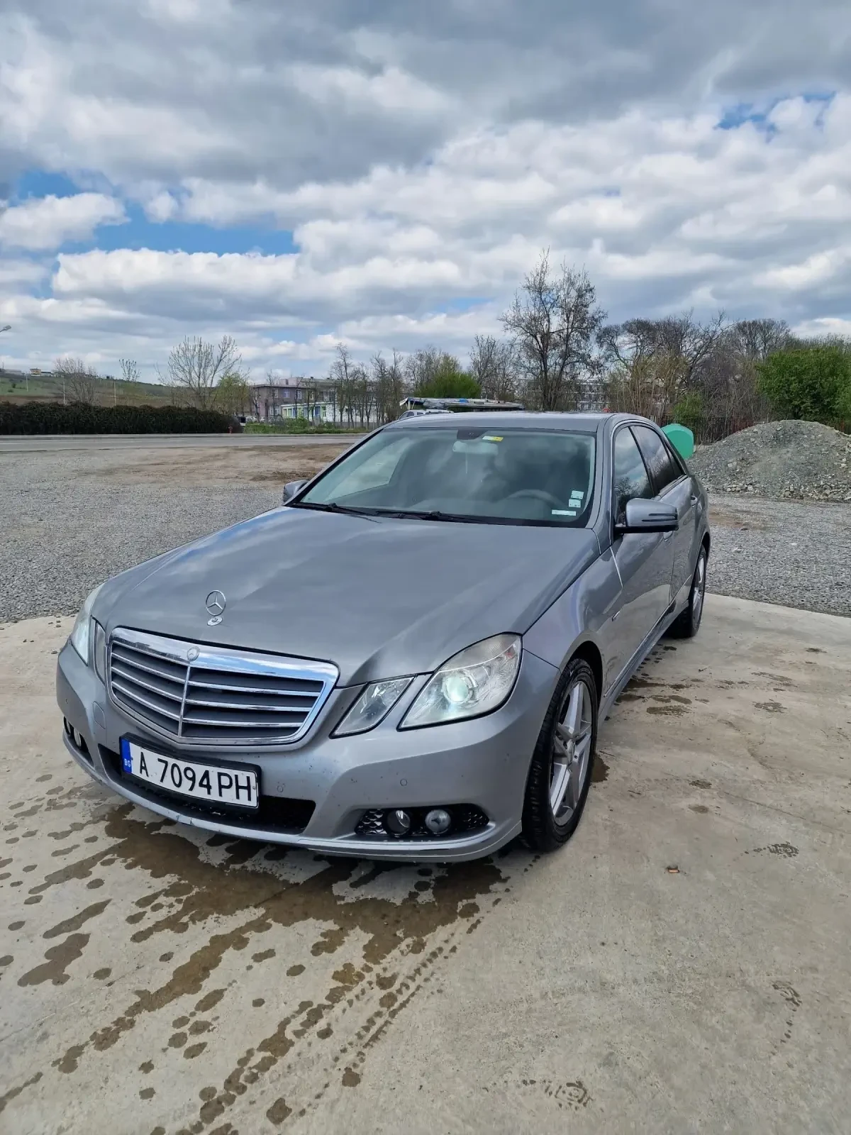 Mercedes-Benz E 220  - изображение 3