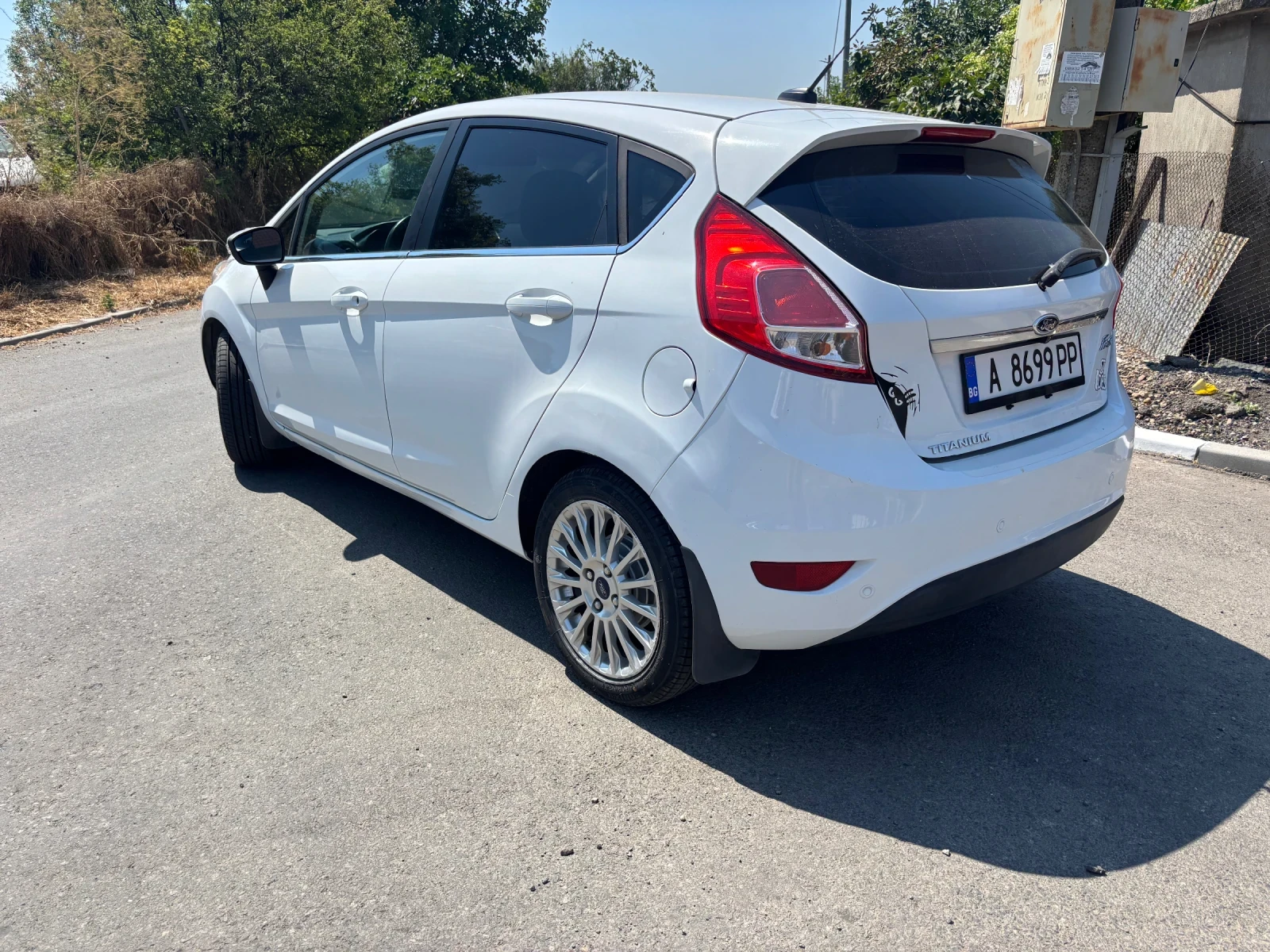 Ford Fiesta Titanium - изображение 3