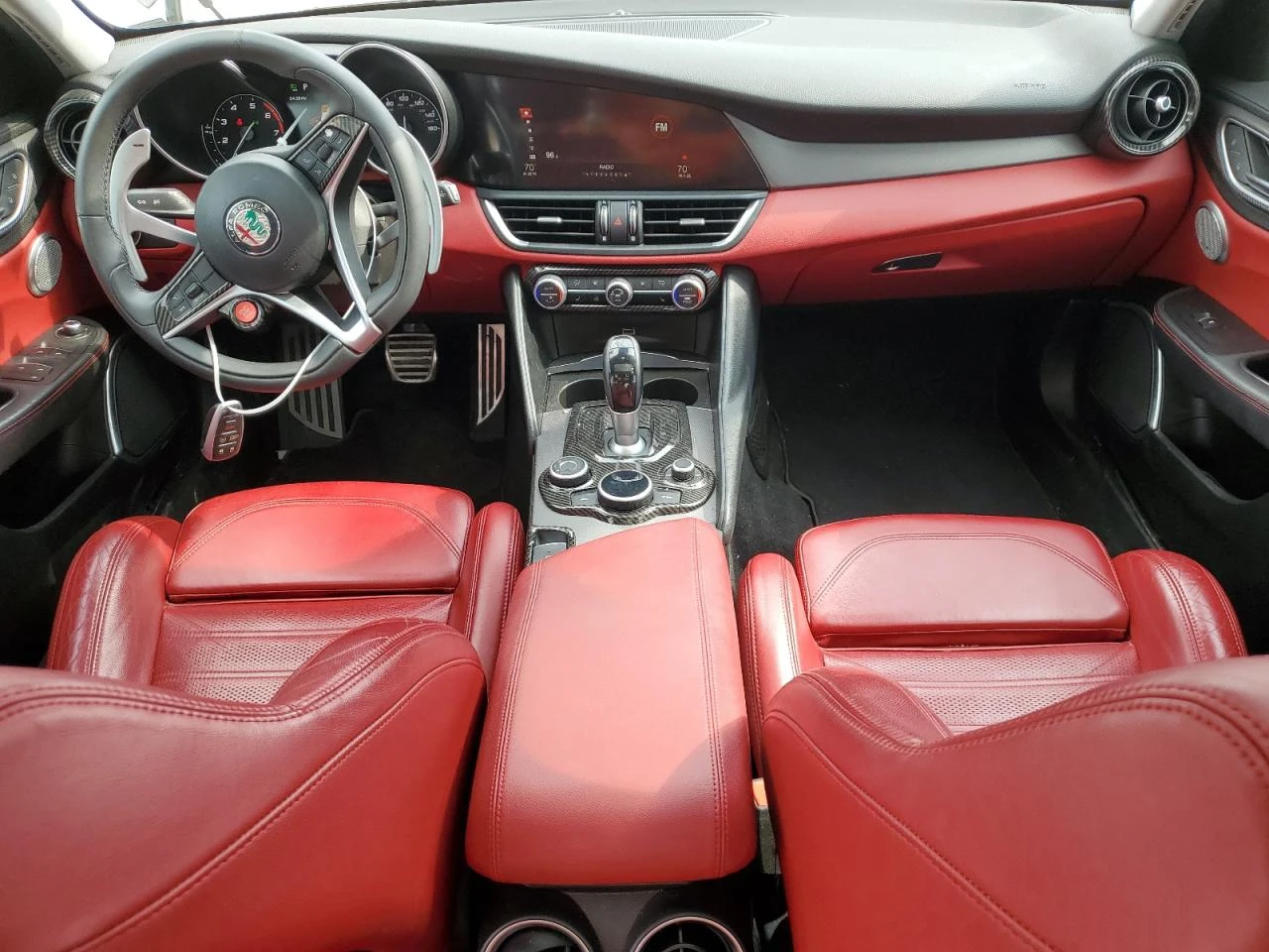 Alfa Romeo Giulia TI/4X4/КЛИП НА МОТОРА/ПЪЛНА СЕРВИЗНА ИСТОРИЯ - изображение 8