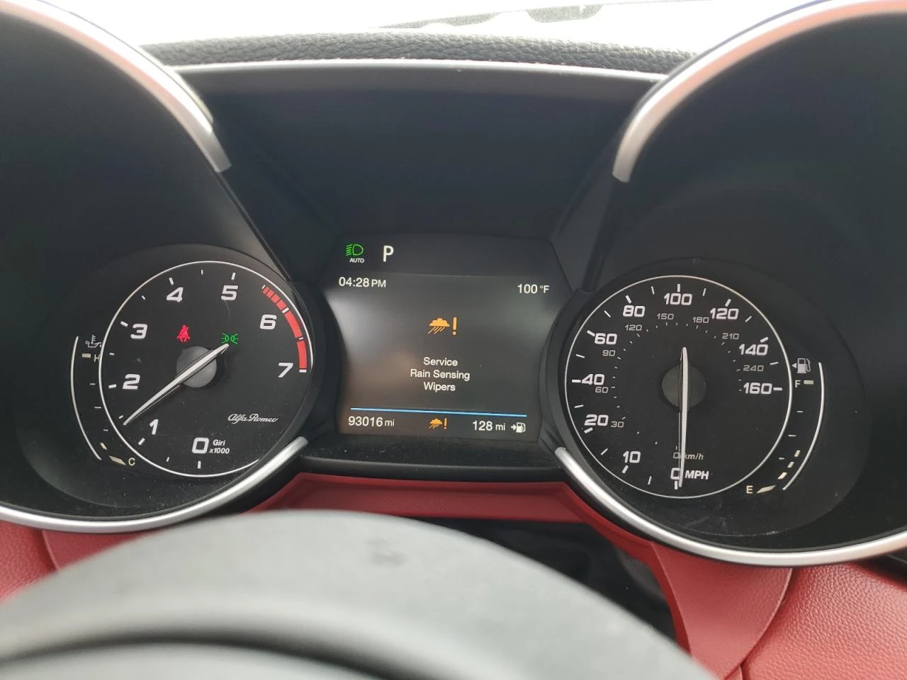 Alfa Romeo Giulia TI/4X4/КЛИП НА МОТОРА/ПЪЛНА СЕРВИЗНА ИСТОРИЯ - изображение 9