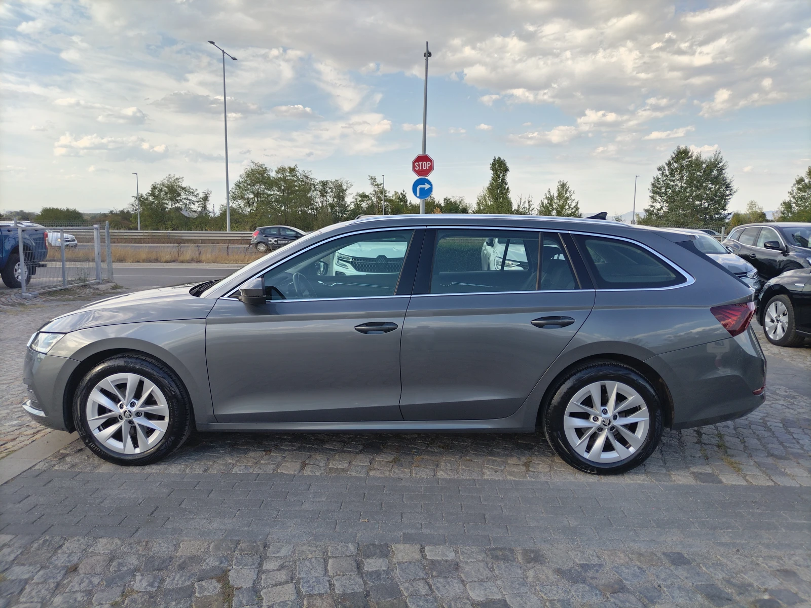 Skoda Octavia 2.0TDI/150. Style | Mobile.bg   4