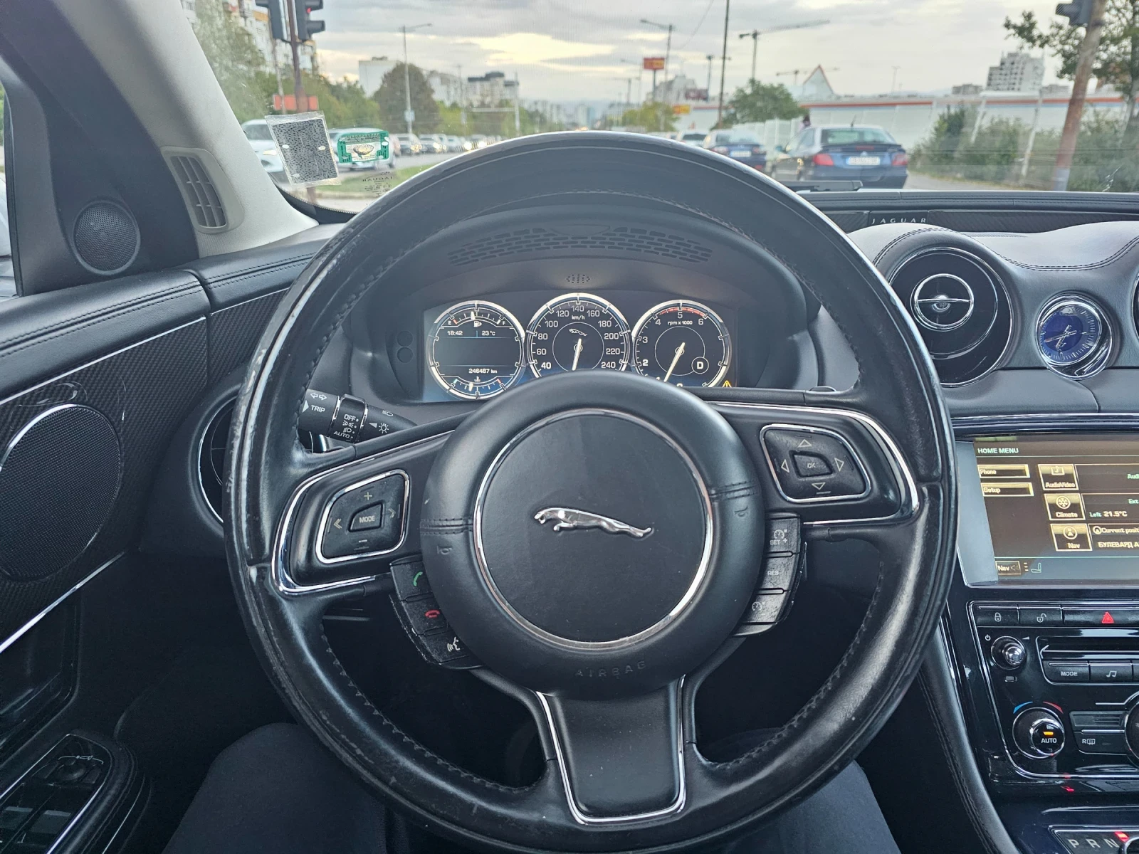 Jaguar Xj  - изображение 5