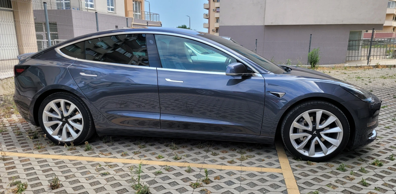 Tesla Model 3  - изображение 4