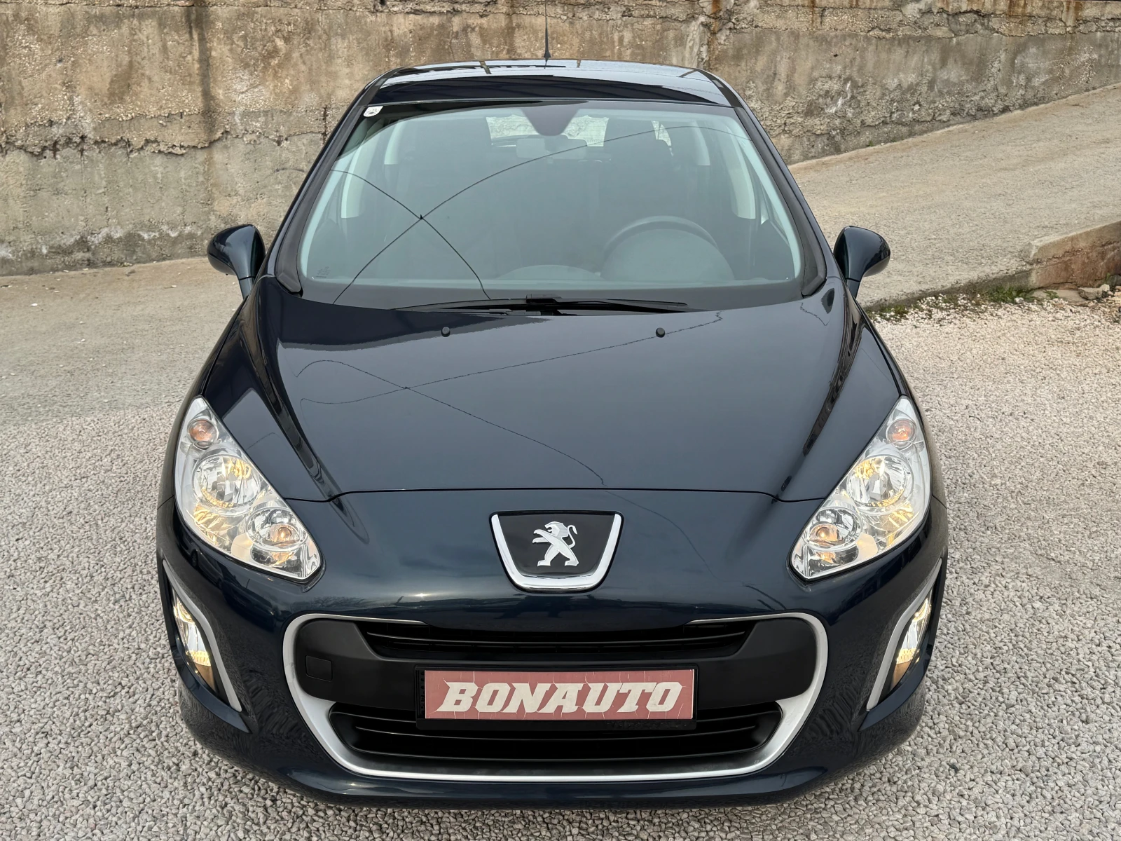 Peugeot 308 1.4i-98кс., снимка 2 - Автомобили и джипове - 53915603