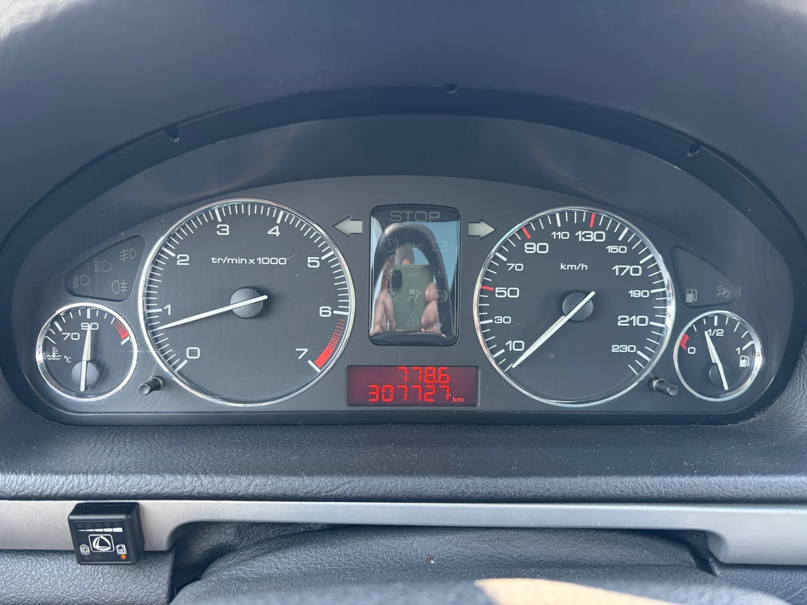 Peugeot 407, снимка 14 - Автомобили и джипове - 53989745