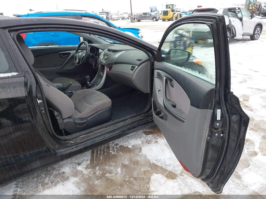 Hyundai Elantra 1.8L I-4 DOHC, VVT, 148HP Front Wheel Drive | Mobile.bg � ����������� 5