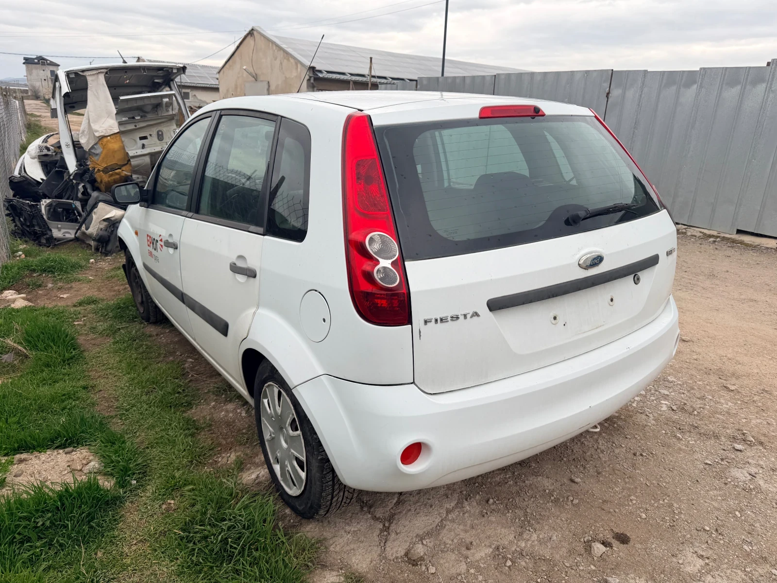 Ford Fiesta 1.4TDCI, снимка 3 - Автомобили и джипове - 54058113