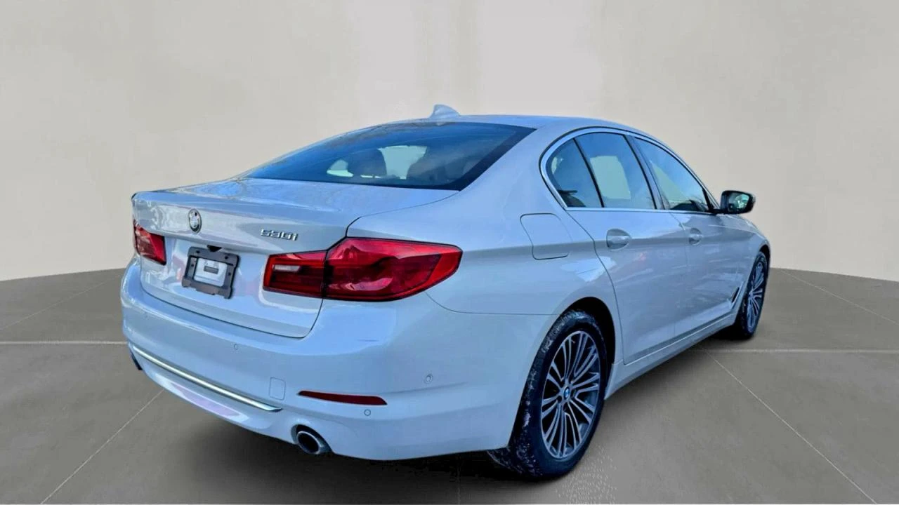 BMW 530 i, снимка 3 - Автомобили и джипове - 54078675