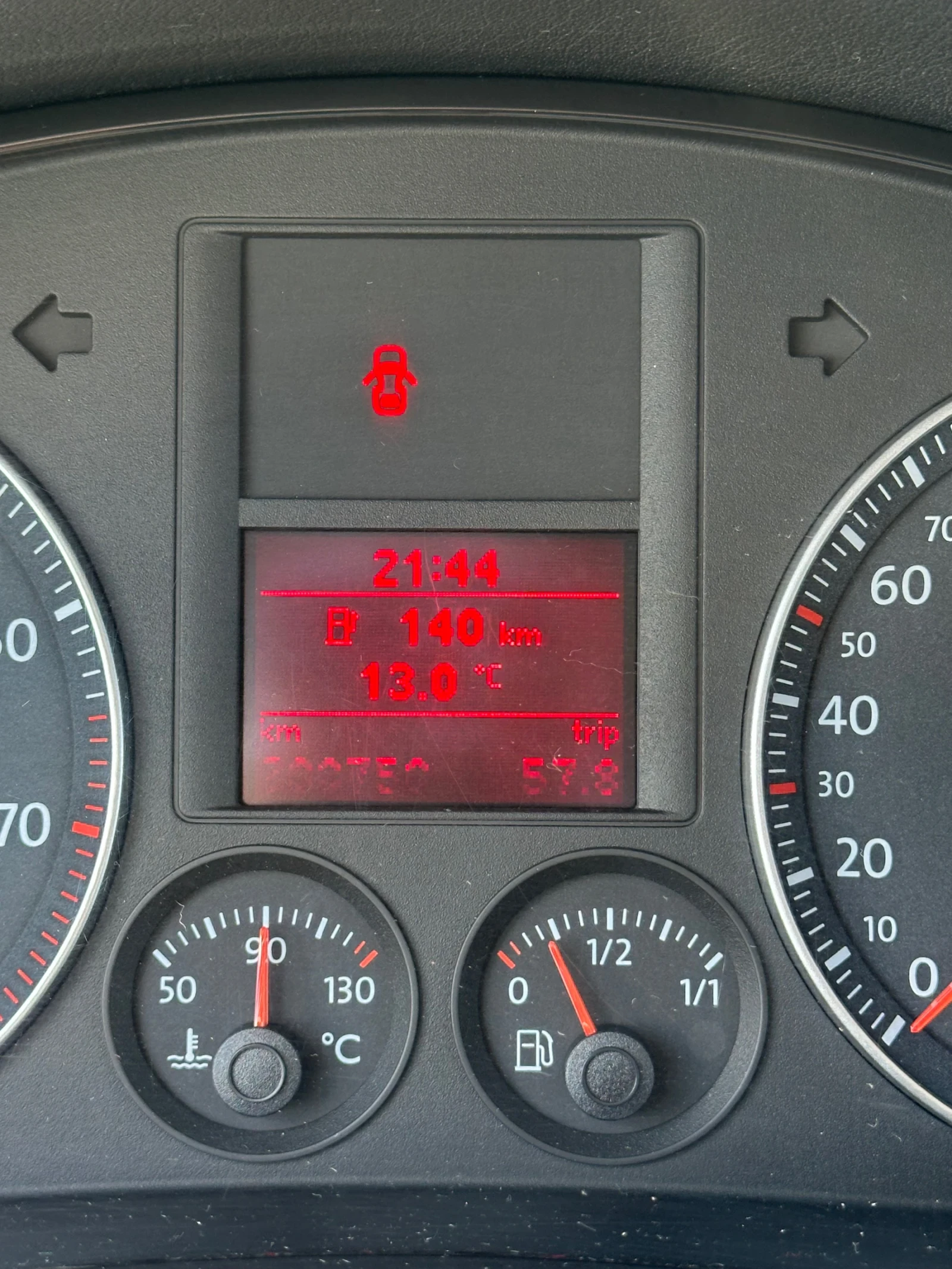 VW Golf Plus  1.4TSI. , снимка 9 - Автомобили и джипове - 54402149