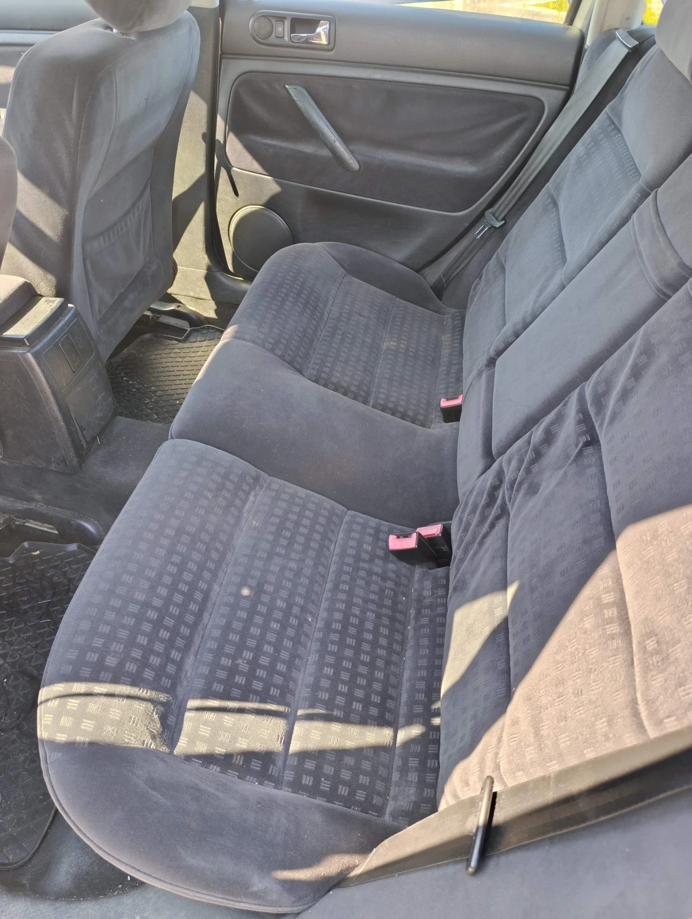 VW Passat, снимка 7 - Автомобили и джипове - 54427812