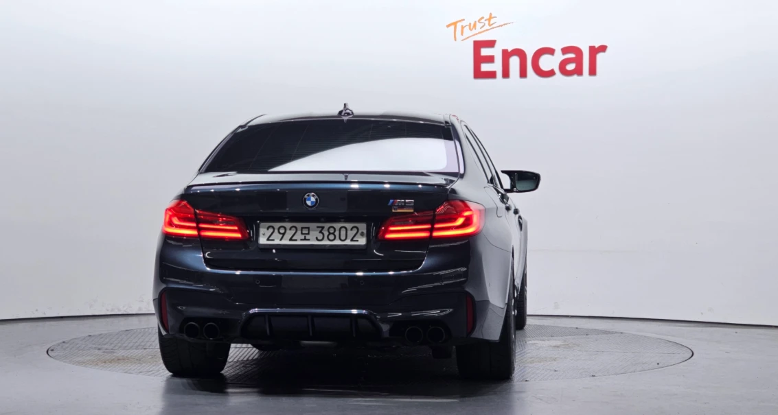 BMW M5 B&O | HEAD UP | COOLED&HEATED SEATS, снимка 3 - Автомобили и джипове - 54493207