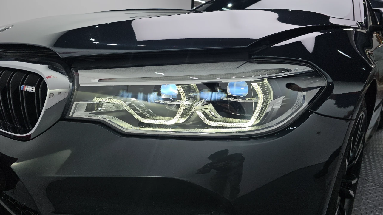BMW M5 B&O | HEAD UP | COOLED&HEATED SEATS, снимка 5 - Автомобили и джипове - 54493207