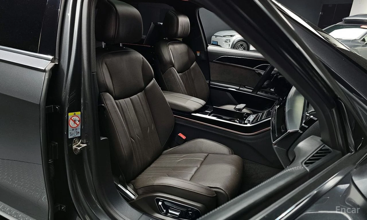 Audi A8 55TFSI* S* LINE* MATRIX* ОБДУХВАНЕ* МАСАЖ* 360КАМЕ, снимка 13 - Автомобили и джипове - 55133373
