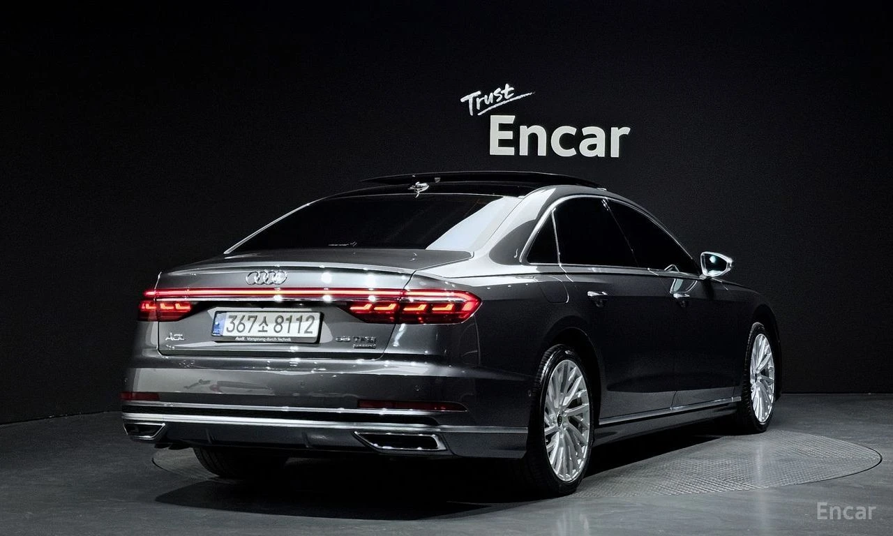 Audi A8 55TFSI* S* LINE* MATRIX* ОБДУХВАНЕ* МАСАЖ* 360КАМЕ, снимка 2 - Автомобили и джипове - 55133373