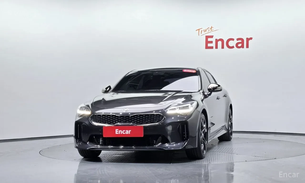 Kia Stinger 3.3 AWD| HEADS UP | ОБДУХ | NO ACCIDENTS, снимка 3 - Автомобили и джипове - 55509102
