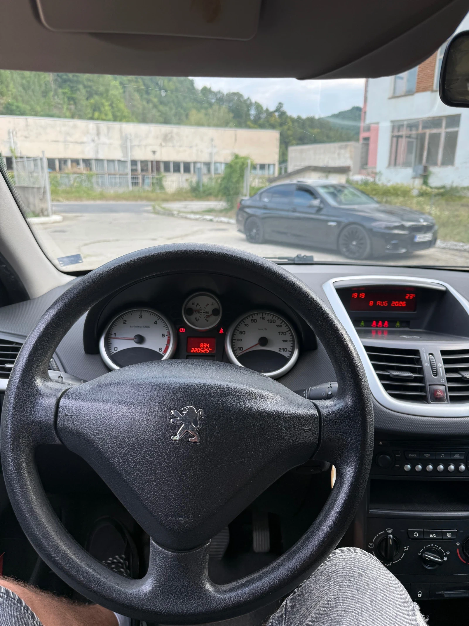 Peugeot 207, снимка 9 - Автомобили и джипове - 55598546