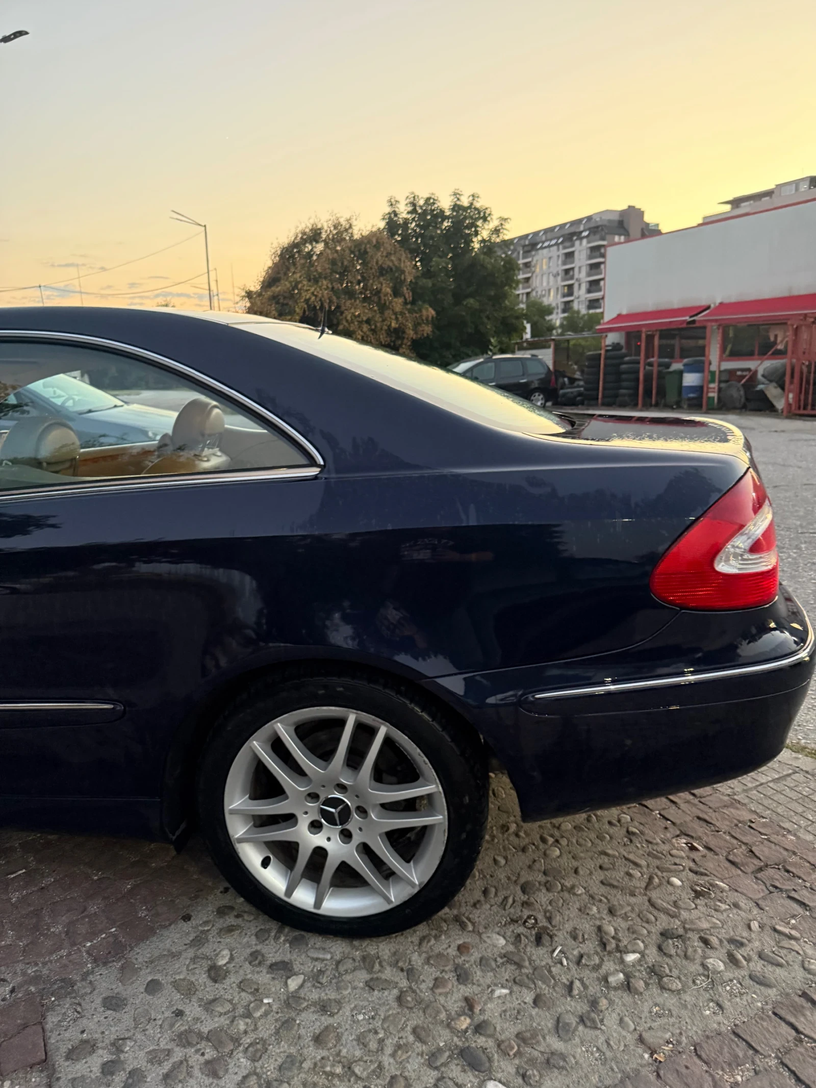 Mercedes-Benz CLK, снимка 3 - Автомобили и джипове - 55618699