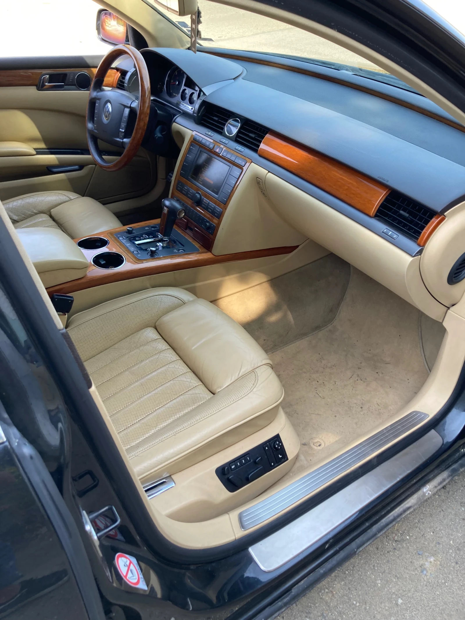VW Phaeton 3.0 TDI, снимка 6 - Автомобили и джипове - 56084257
