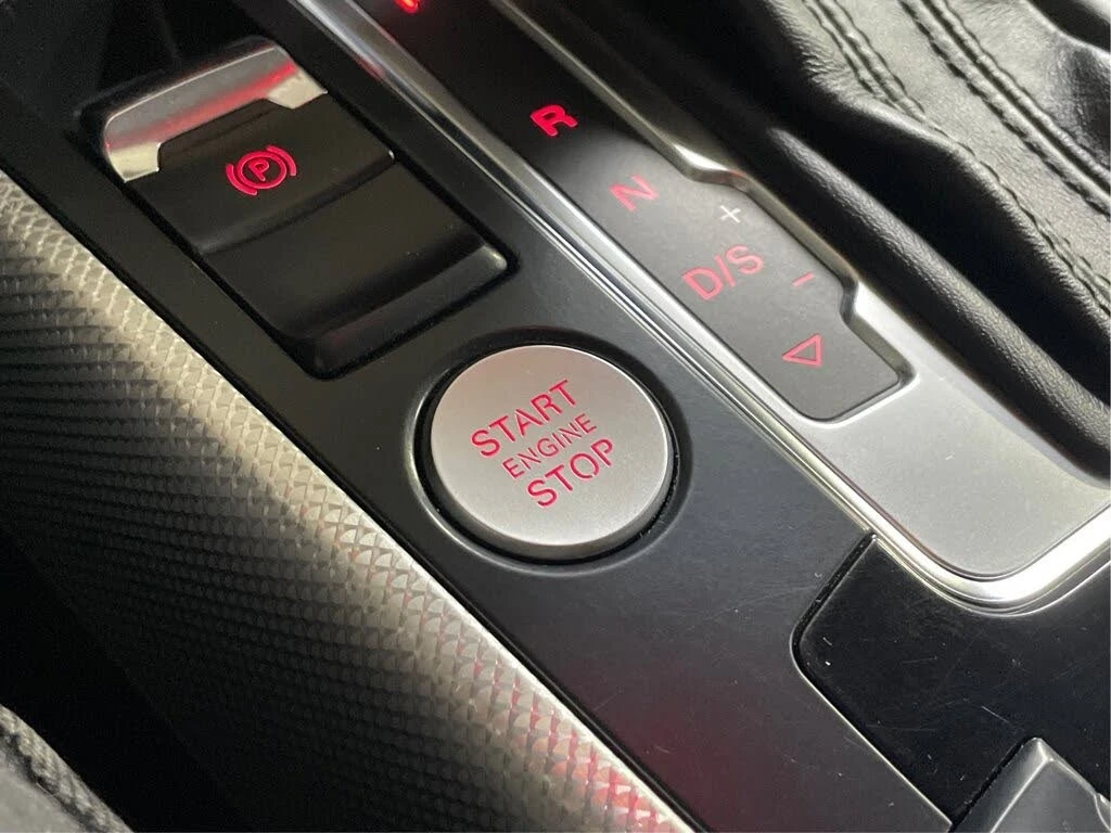 Audi A4 quattro * Progressiv * АвтоКредит (ЦЕНА ДО БГ), снимка 15 - Автомобили и джипове - 56204239