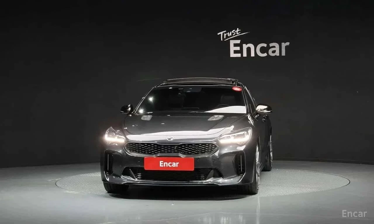 Kia Stinger, снимка 3 - Автомобили и джипове - 56726613