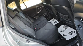 Toyota Rav4 РОЛБАР/СТЕПЕНКИ/РЕЙЛИНГ/8RAM/8ЯДР ANDROID/ОБСЛУЖЕН, снимка 15